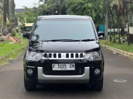 Low KM 34RB Mitsubishi Delica D5 2.0 At Nik 2014 Hitam