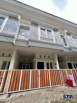 Rumah minimalis 2 lantai di Lebak Arum, Kenjeran