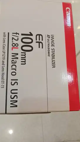 Canon 100 L macro f2. 8 fulset