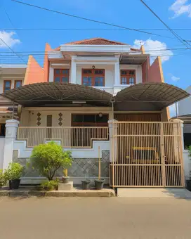 RUMAH WISMA PERMAI BARAT DKT SUTOREJO,KERTAJAYA INDAH, PAKUWON CITY