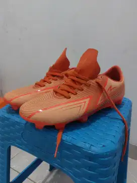 Dijual cepat pemakaian baru 2 kali merk Specs Accelarator