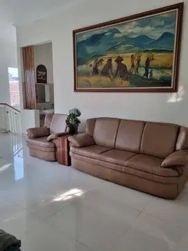 Jual Rumah 2 Lantai Kendangsari Minimalis Siap Huni