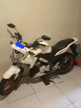 Di Jual Vixion 2014