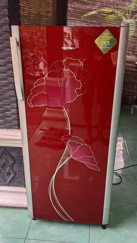 Kulkas Polytron