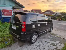Toyota Avanza 2010 Bensin