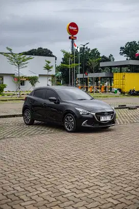 Mazda 2 R 2017 AT TERMURAH