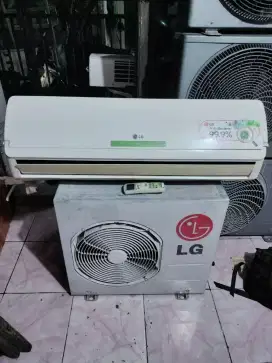 Dijual ac merk LG setengh pk bekas/second