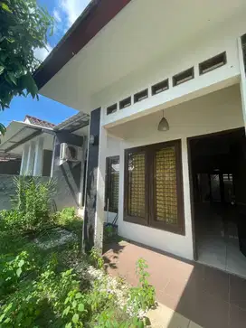 RUMAH CAKEP 2 LANTAI DI NUSA LOKA BSD