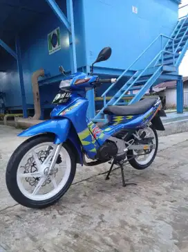 Suzuki satria 2002