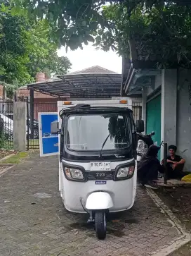 Avp cargo bok bekas