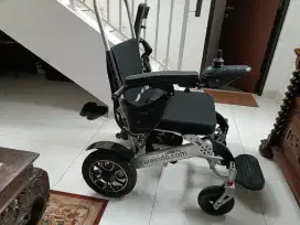 Dijual Kursi roda listrik. Merk Careindo
