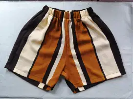 celana pendek atau short pants