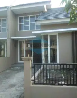 Rumah Golden Berry Menganti Gresik