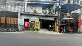 Rumah 2 Lantai Akses Jalan 2 Mobil Di Tebet Timur, Strategis, Dan 50 M