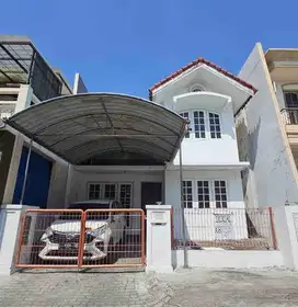 rumah villa valensia