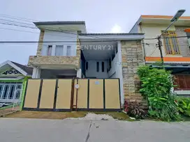 Rumah Siap Huni Dan Strategis Di Jalan Sultan Alauddin Komp Bph