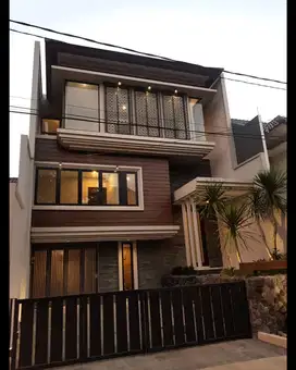 Rumah Dijual Minimalis Modern di Araya 2 Surabaya