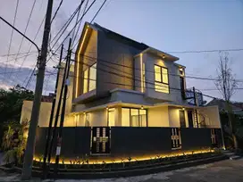 Dijual Rumah Siap Huni Scandinavian di Babatan Pantai Surabaya Timur