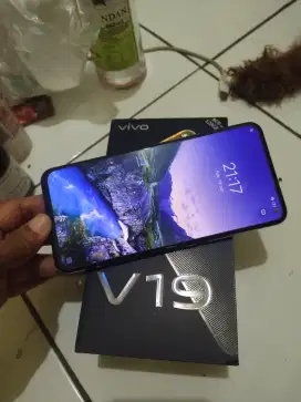 Vivo V19  8/128  nominus mulus fingerprint aktif di layar