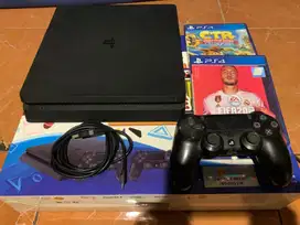 Preloved sony PS4 original