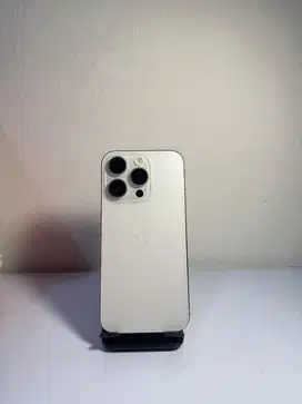Iphone 15 pro 256gb inter (all operator) J/A