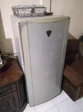 kulkas satu pintu Sharp