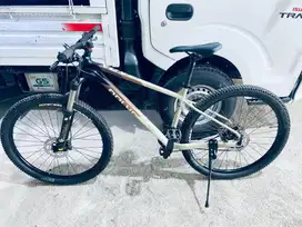 Polygon Xtrada 6