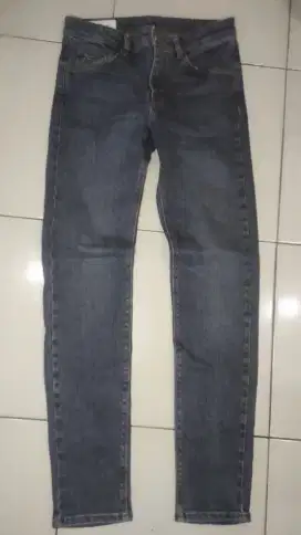 Jual celana jeans j.lindeberg original