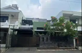 RUMAH MEWAH DI BILLYMOON PONDOK KELAPA