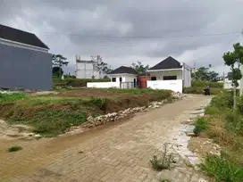 Tanah Kavling dan Rumah Vila View Gunung Dekat Wisata di Kota Batu