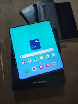 Samsung z fold 4 12/256 normal