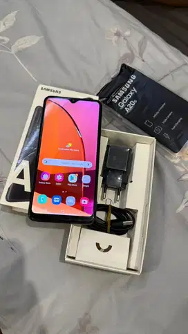 Dijual Samsung A20s Black 4/64GB SEIN Lengkap