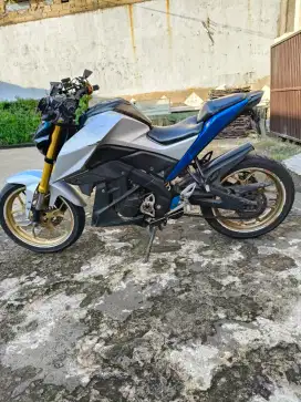 Bismillah jual Yamaha xabre