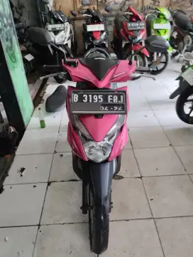 Honda Beat Magenta 2019
