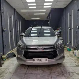 INNOVA 2.4 V AT 2019