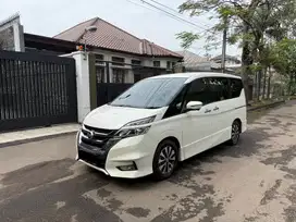 Cash - Nissan Serena HWS highway star matic 2019 putih