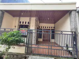 Dijual Rumah di lokasi strategis dekat dengan Summarecon Mall Bekasi