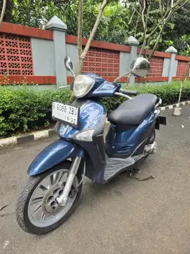 DIJUAL CASH VESPA LIBERTY TYPE 100 AT TAHUN 2012 PAJAK IDUP SIAP GAS