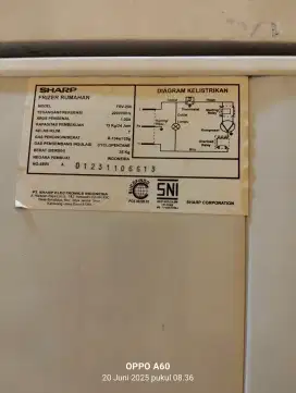 Freezer sharp FRV 200