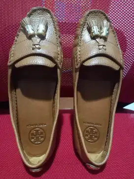 Jual sepatu merk tory burch