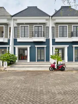 Rumah baru modern siap huni