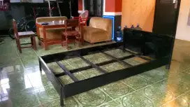 For Sale Dipan/ Ranjang Tidur Kayu Jati