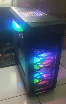 Komputer game & desain core i7, ram 8, normal