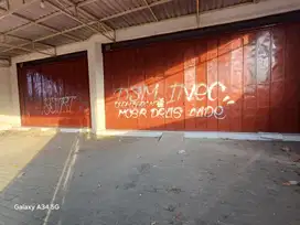 Disewakan ruko besar di dekat ringroad utara