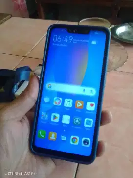 Huawei Nova 3i biru