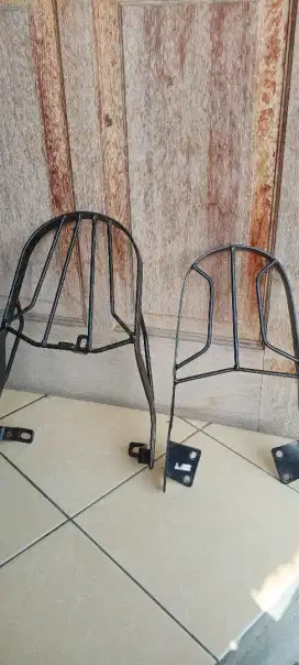 Bracket / behel box Vario 125 KZR dan Beat Fi 2014
