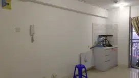 Studio Bassura rapi dan terang