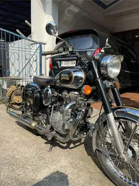 Royal enfield classic 500