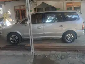 2005 Hyundai Trajet 2.0 plat K fauzi mobil bekas sekoto kediri jatim