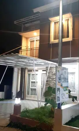 Take Over 95JT 2LT dkt Stasiun di Cluster Terrasvilla Cibinong